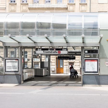 Kingsize Central Station Residence Wien Exteriör bild