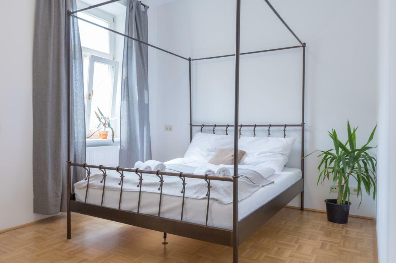 Kingsize Central Station Residence Wien Exteriör bild